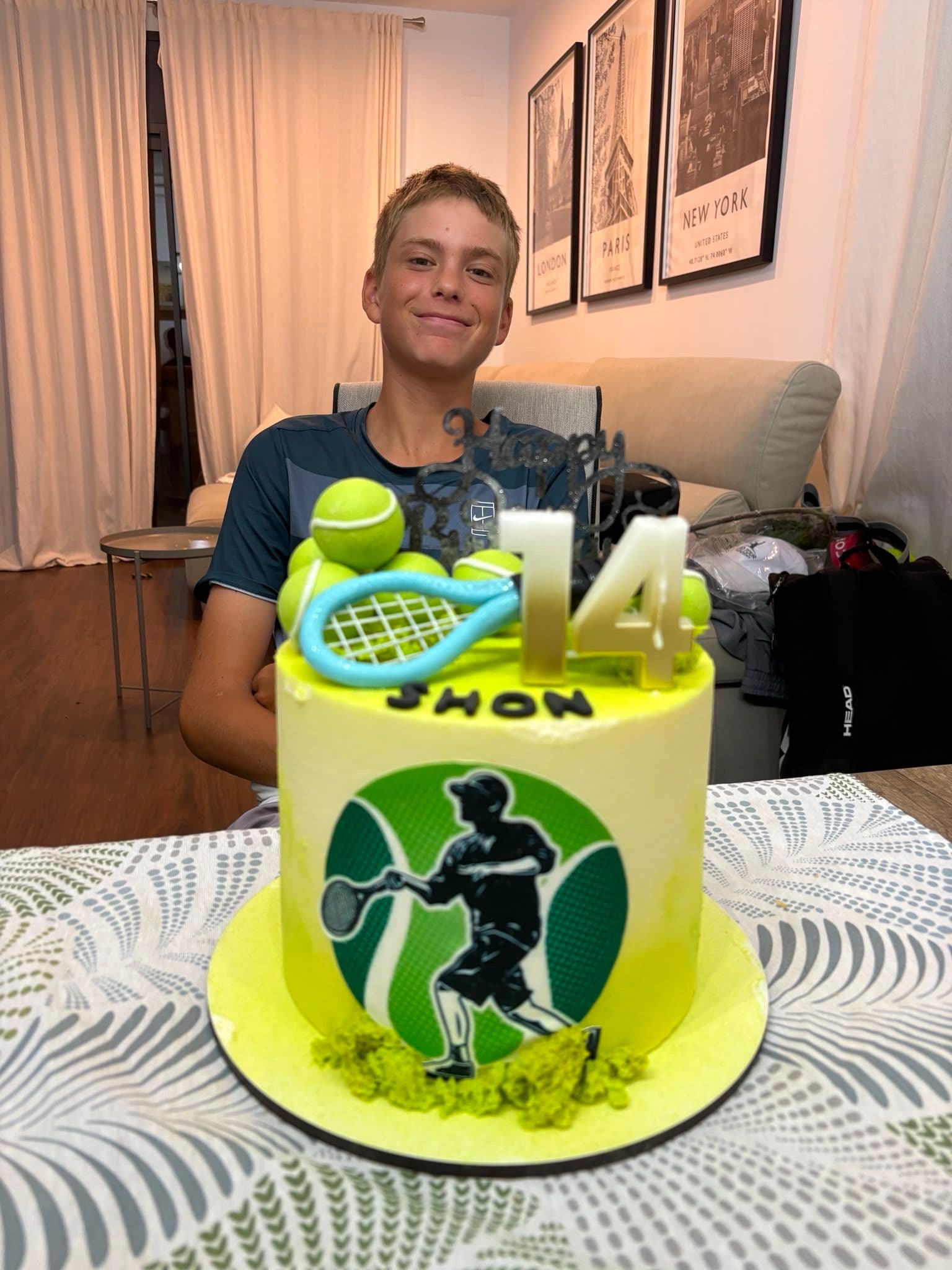 Celebrando el cumpleaños de Shon